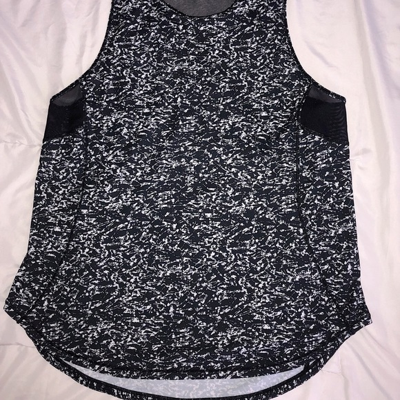 Lululemon sculpt tank 2 - Picture 2 of 4